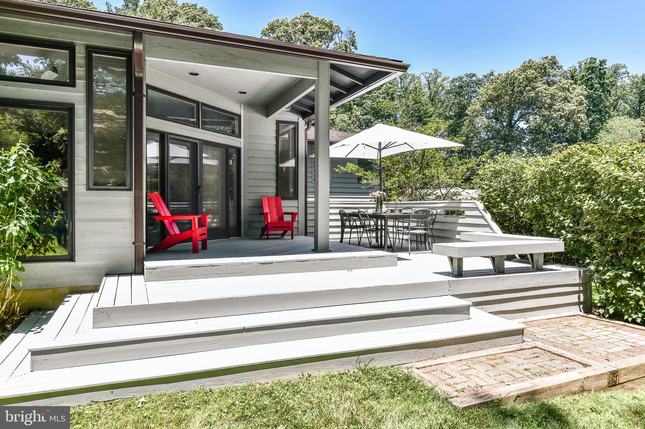 VIENNA WOODS - Residential Lease