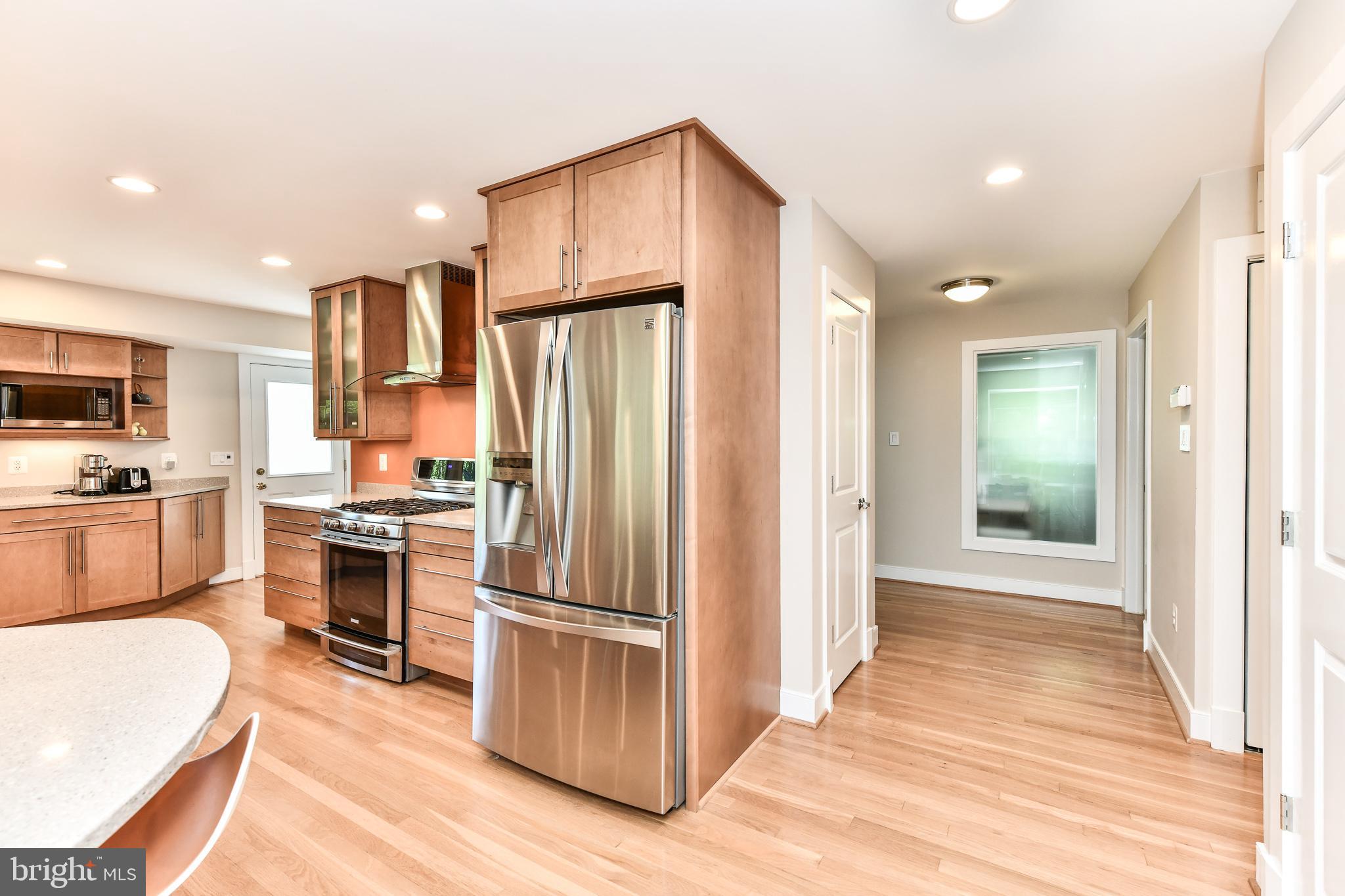 VIENNA WOODS - Residential Lease