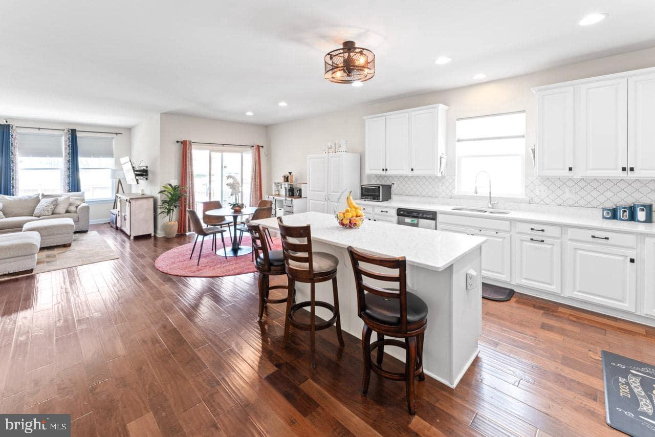 980 CORIANDER LANE