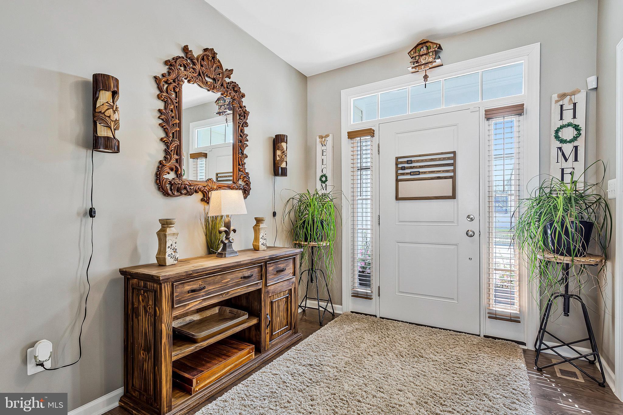 5816 MCINTOSH PLACE