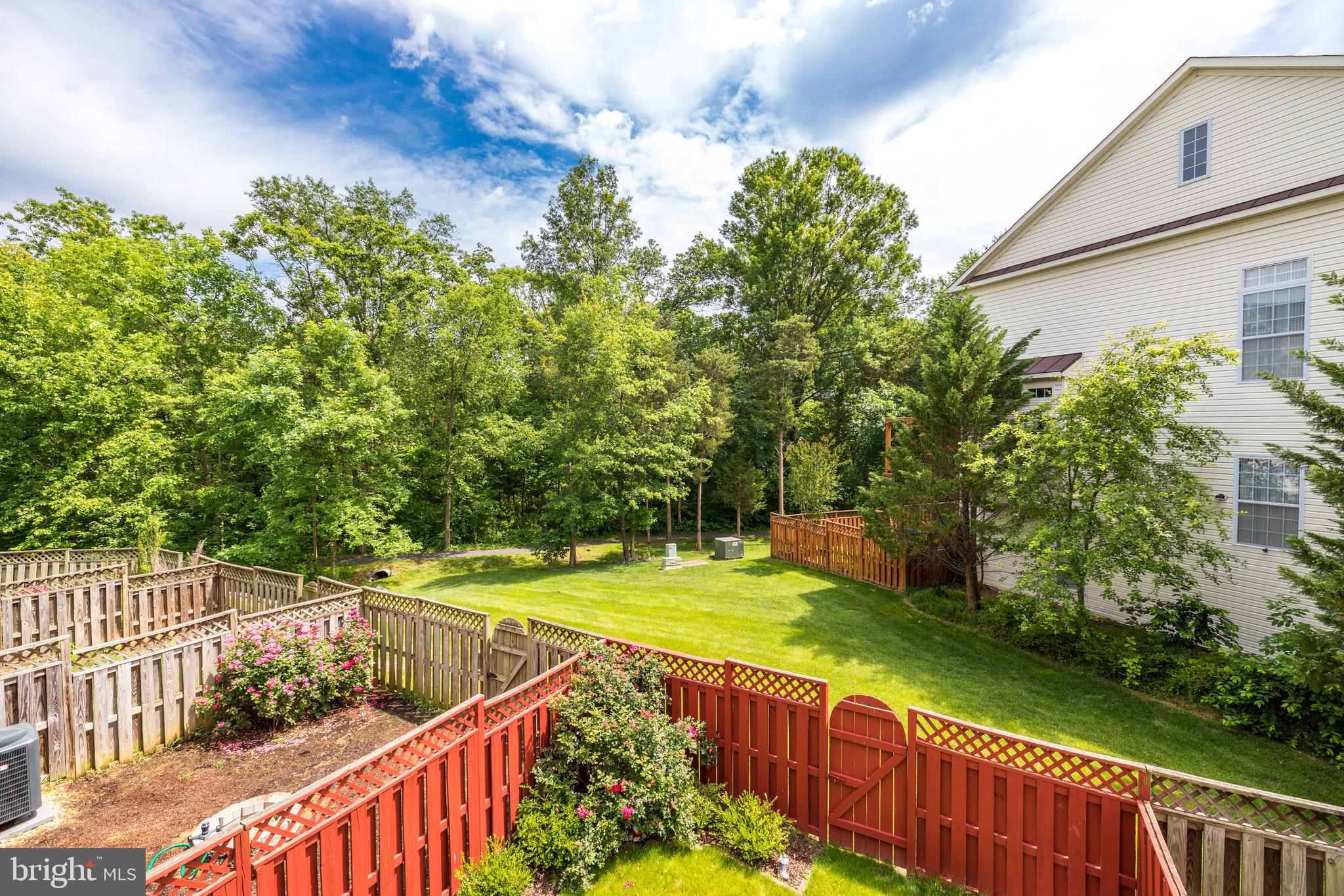 BROADLANDS - Residential Lease