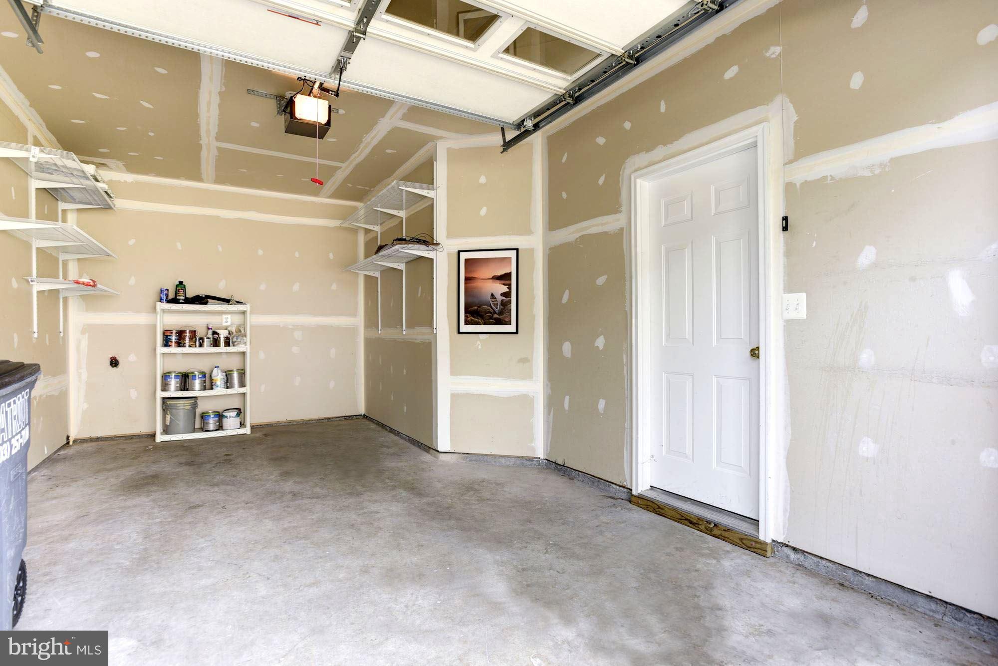 BROADLANDS - Residential Lease