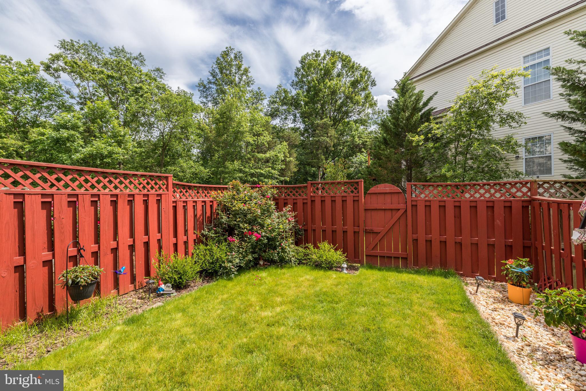 BROADLANDS - Residential Lease