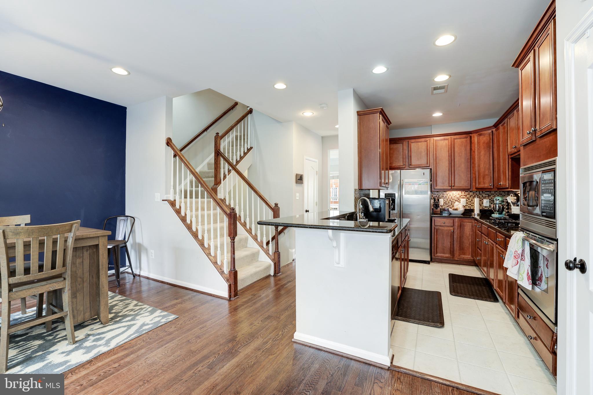 BROADLANDS - Residential Lease