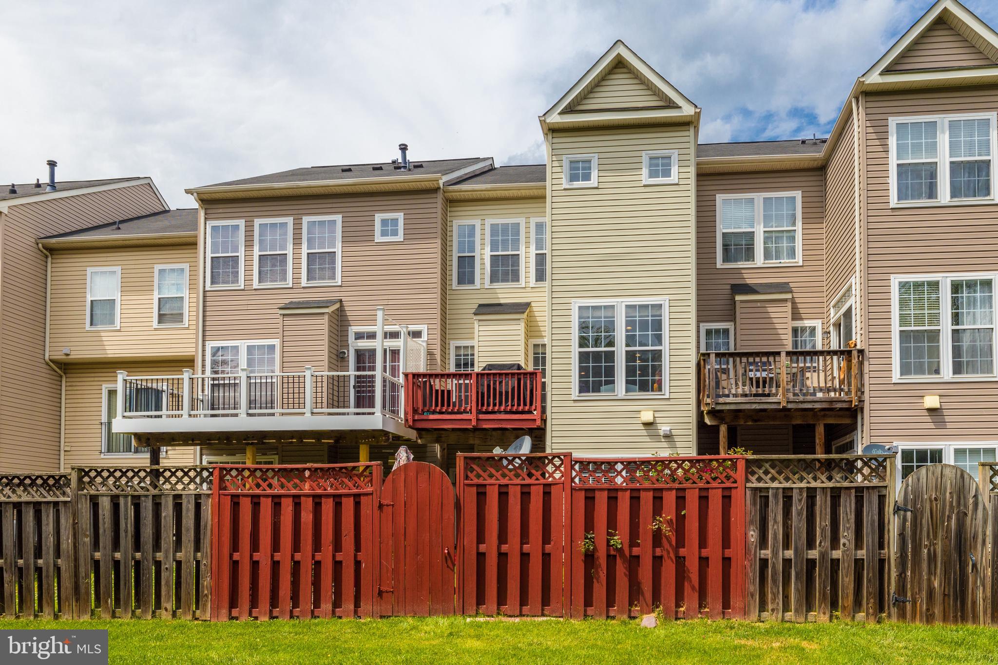 BROADLANDS - Residential Lease