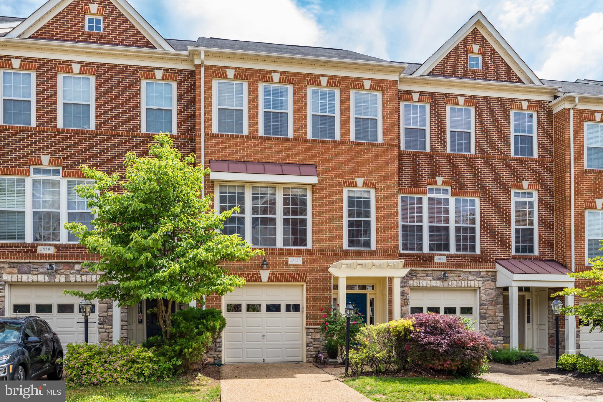 BROADLANDS - Residential Lease