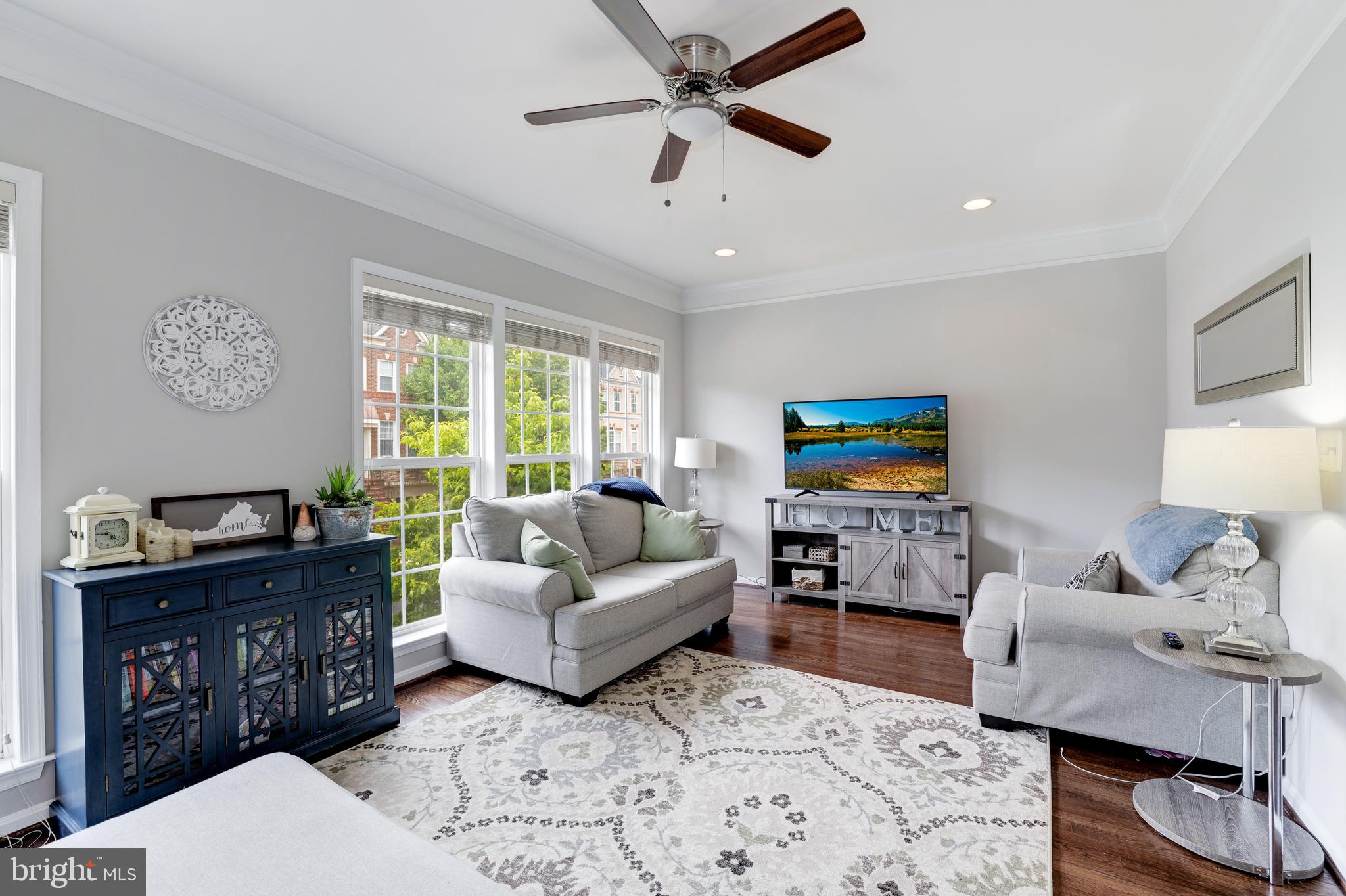 BROADLANDS - Residential Lease