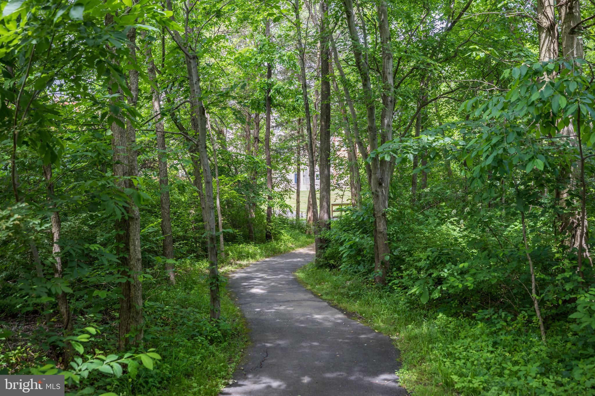 BROADLANDS - Residential Lease