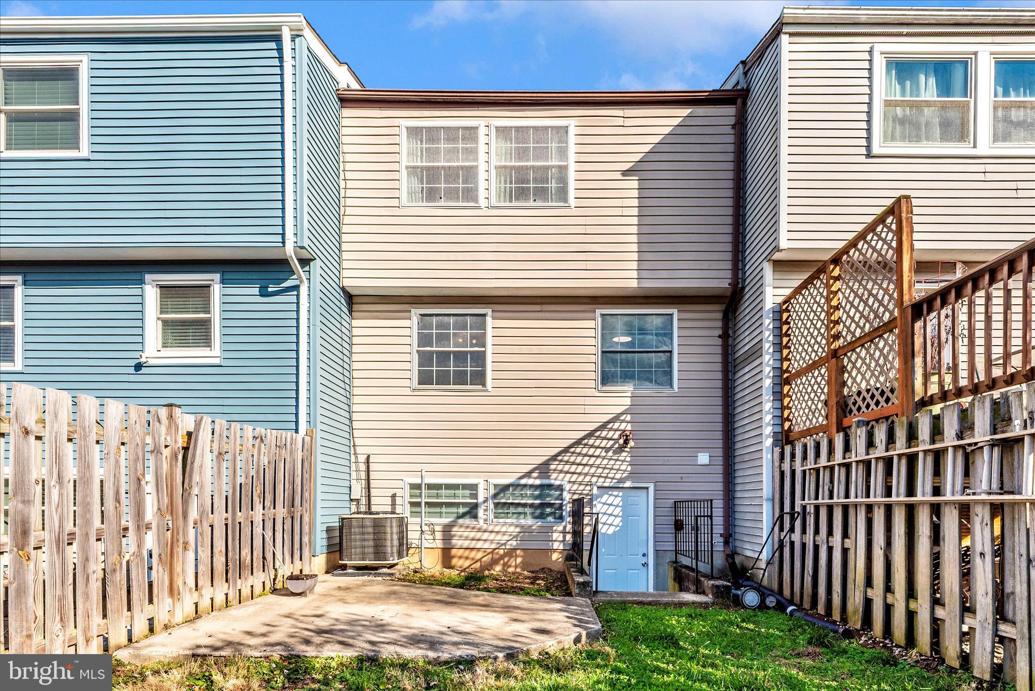 FARMBROOK - Residential Lease