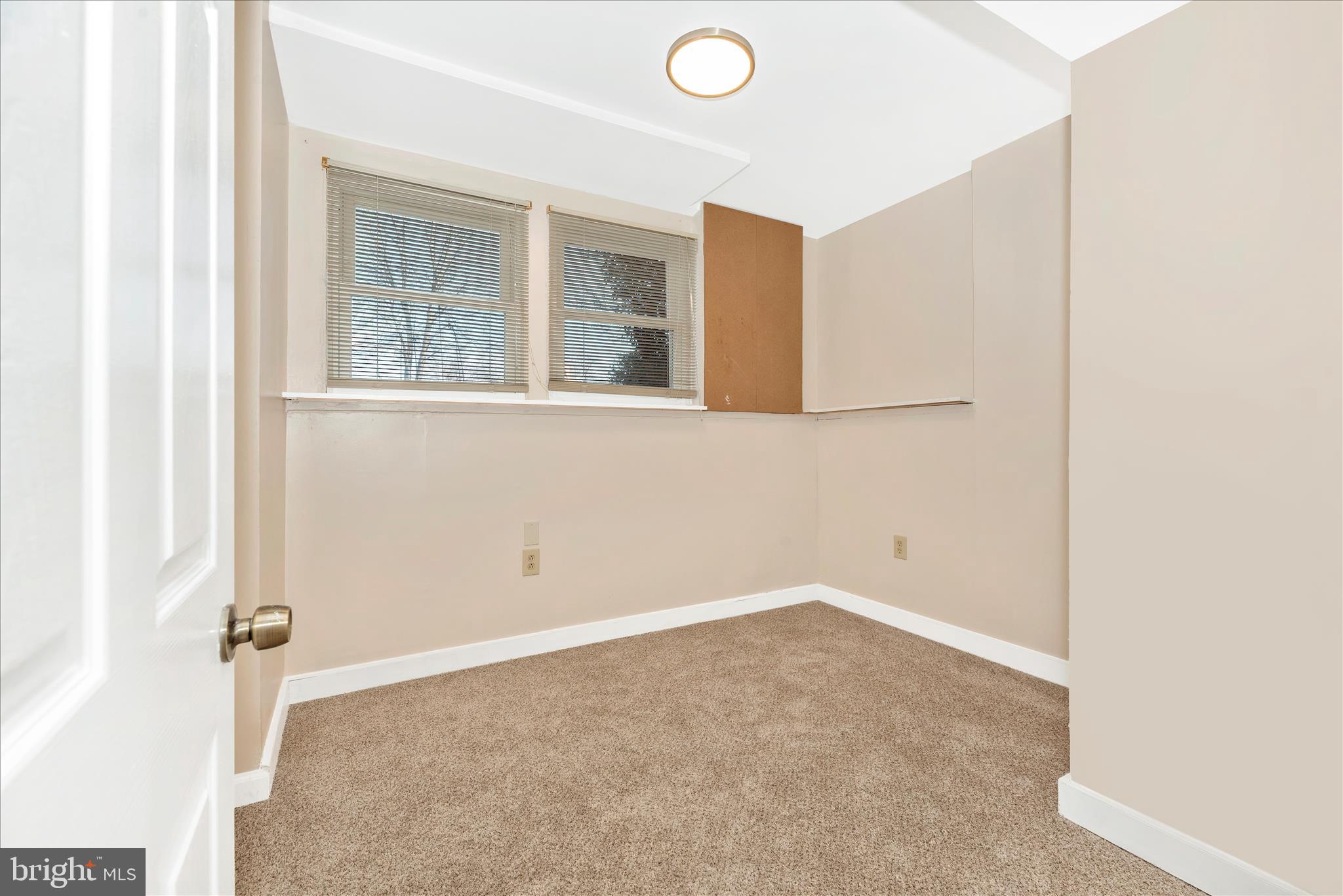 FARMBROOK - Residential Lease