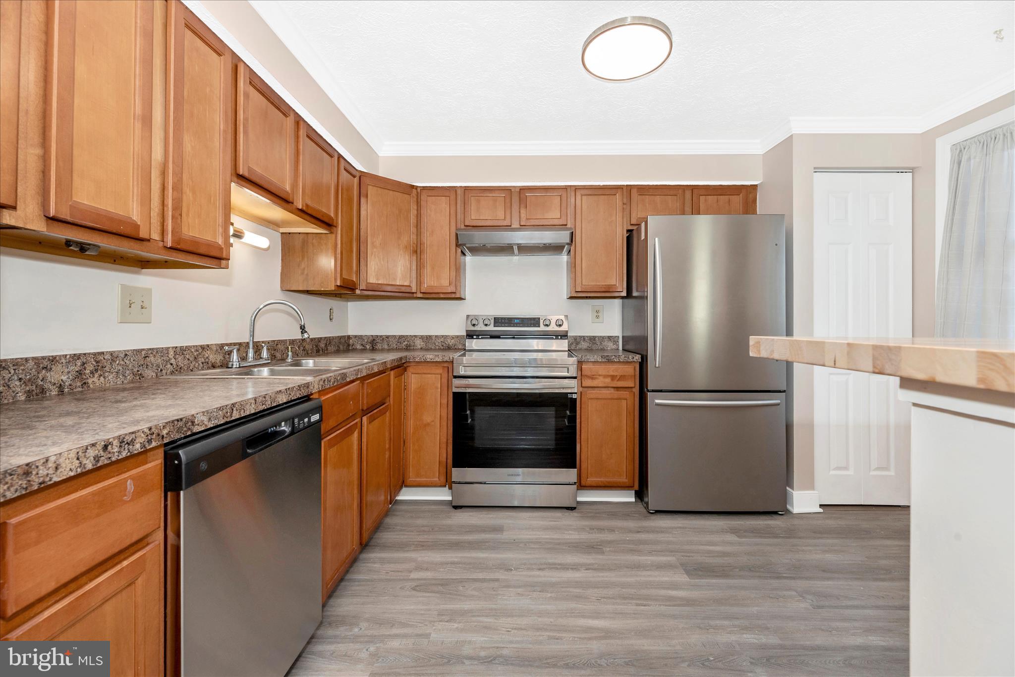 FARMBROOK - Residential Lease