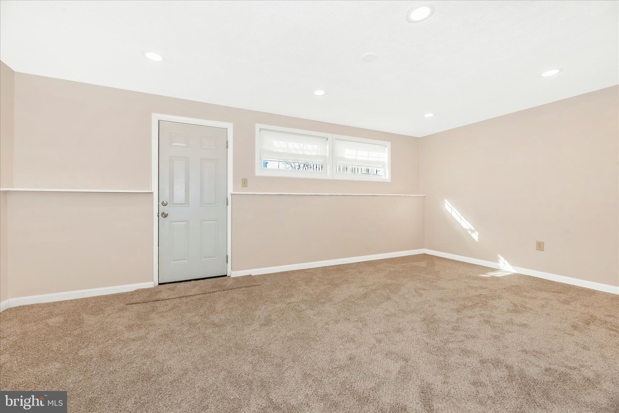 FARMBROOK - Residential Lease