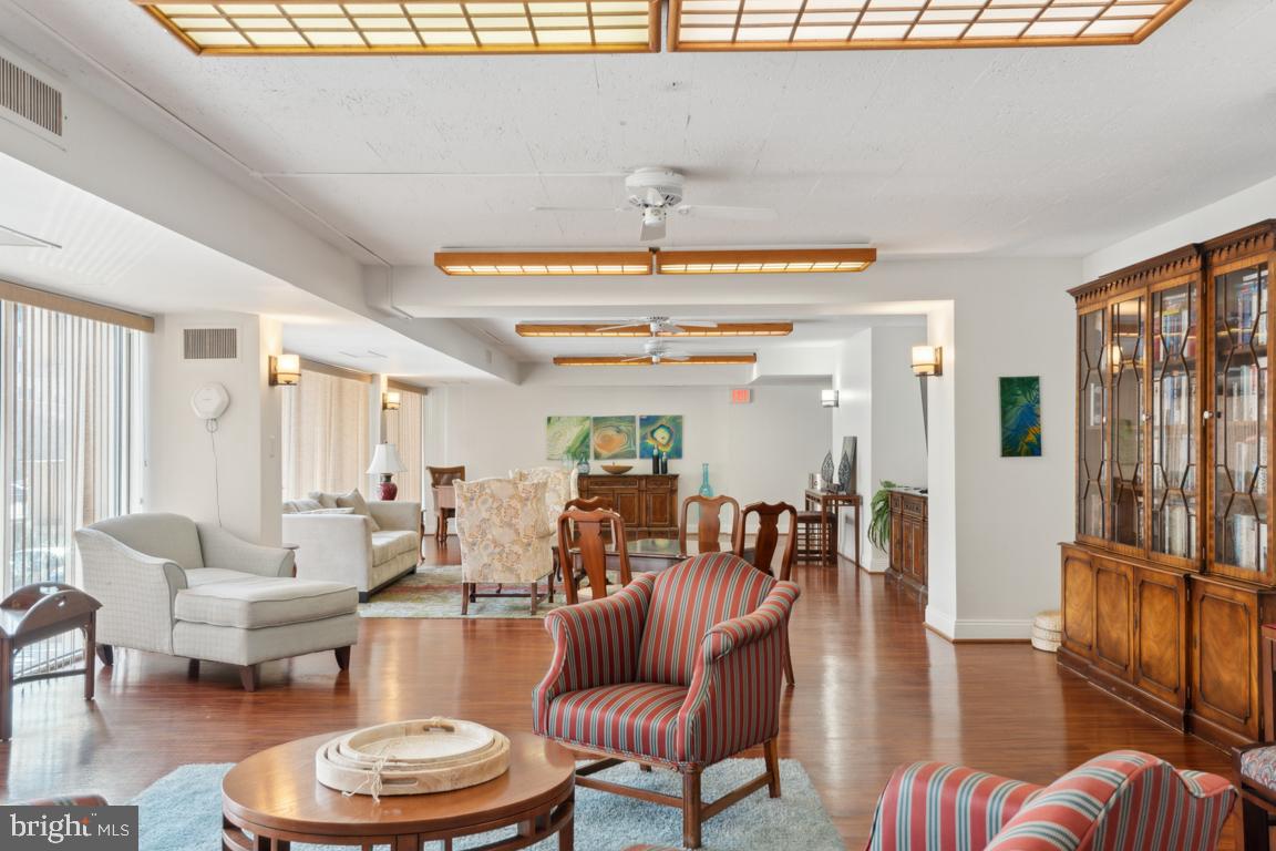 HORIZON HOUSE - Residential