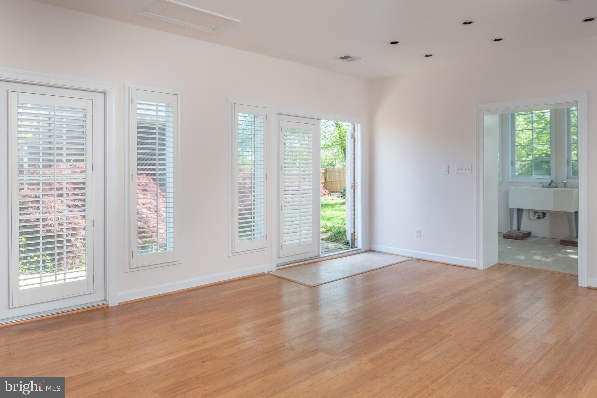 B M SMITH - Residential