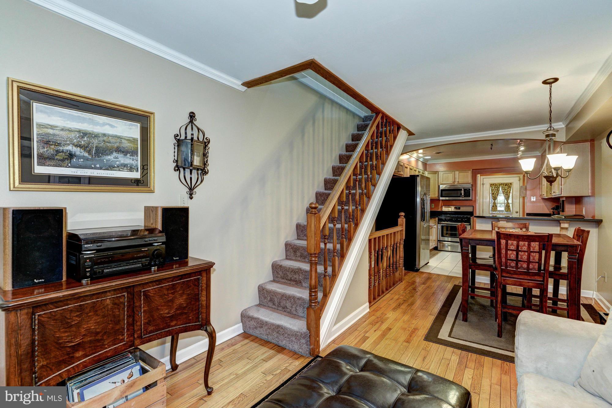 LOCUST POINT - Residential