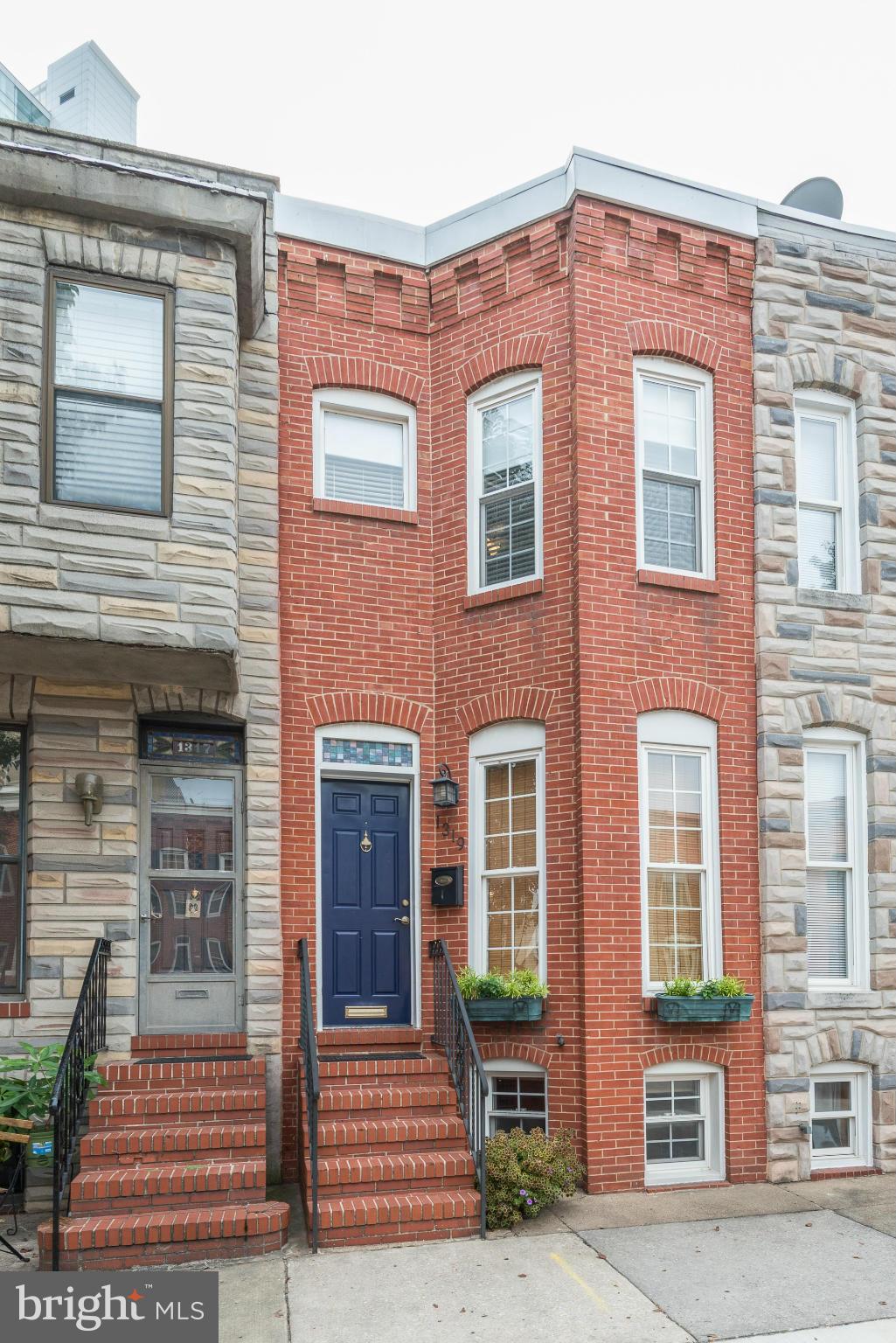 LOCUST POINT - Residential