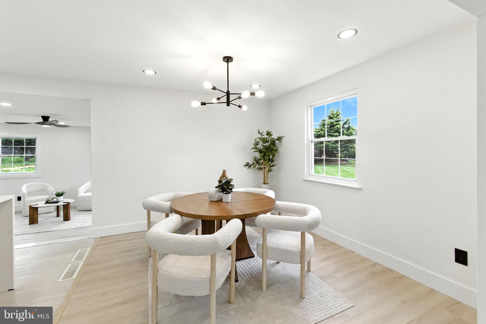 BURGUNDY HILLS - Residential