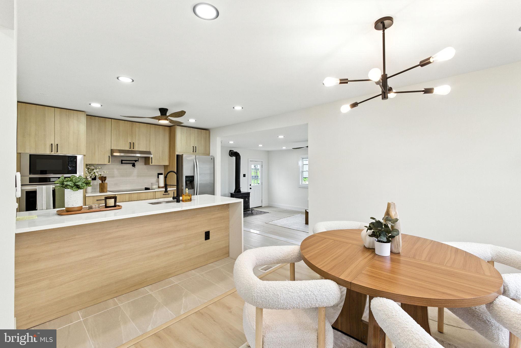 BURGUNDY HILLS - Residential