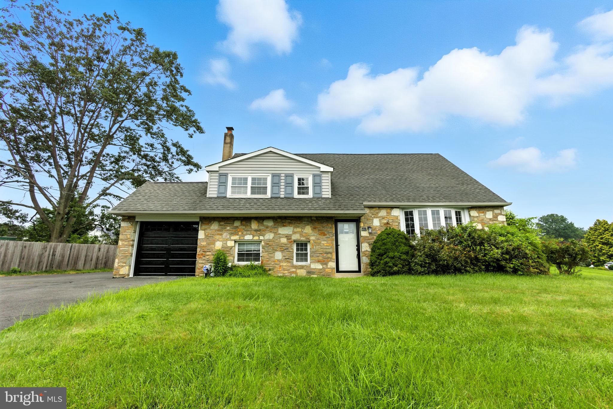 BURGUNDY HILLS - Residential