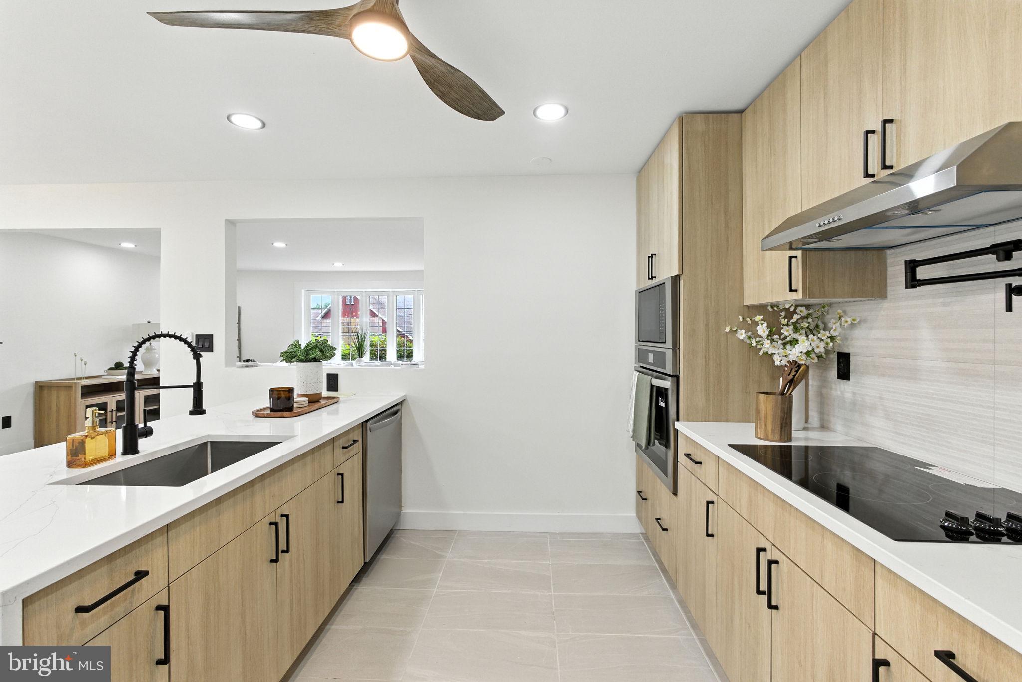 BURGUNDY HILLS - Residential