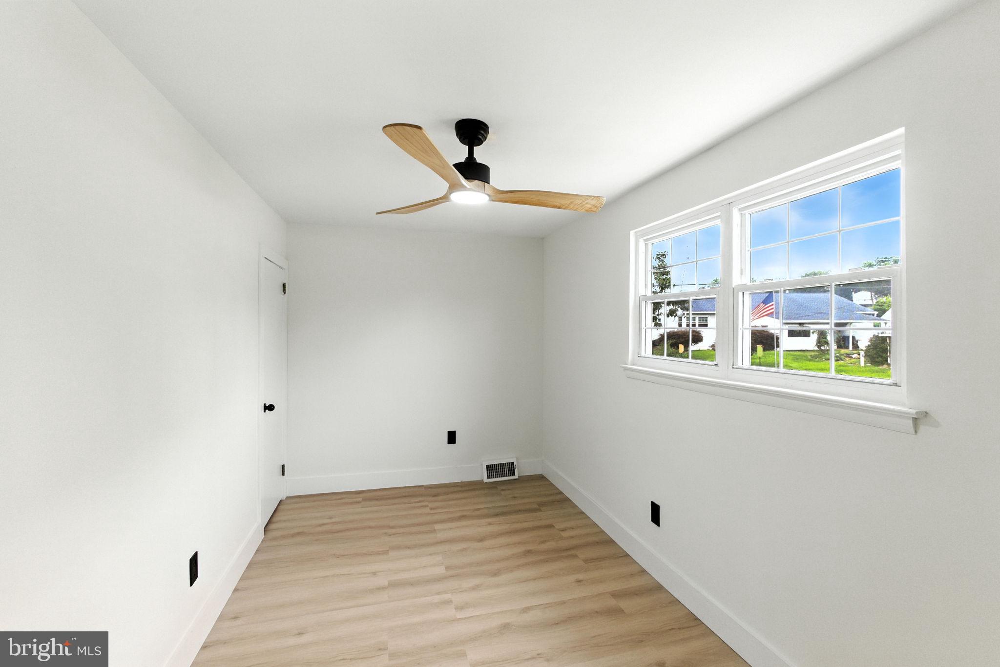 BURGUNDY HILLS - Residential