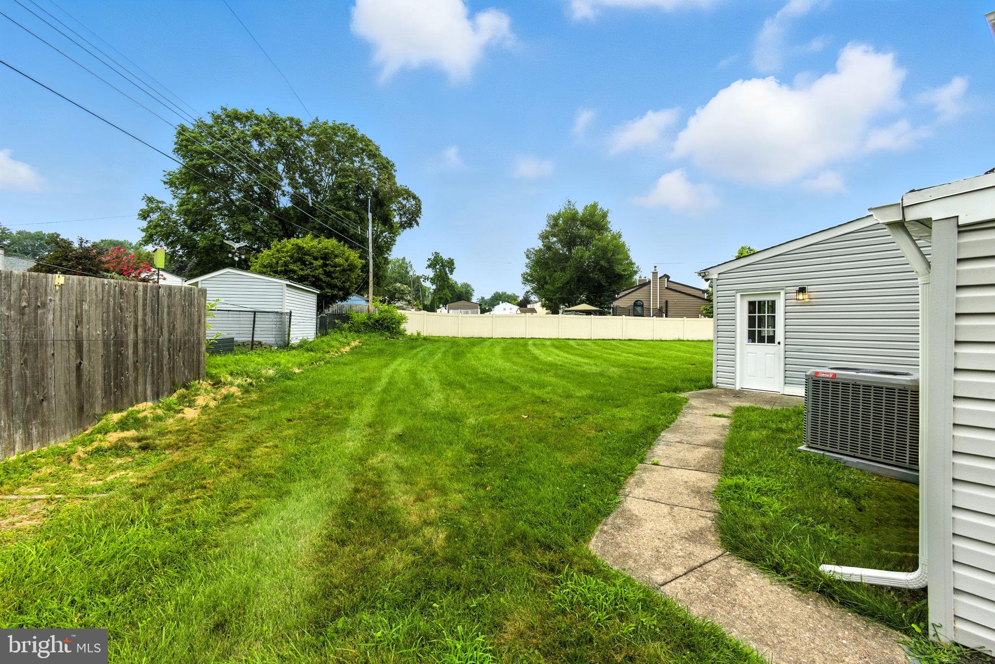 BURGUNDY HILLS - Residential