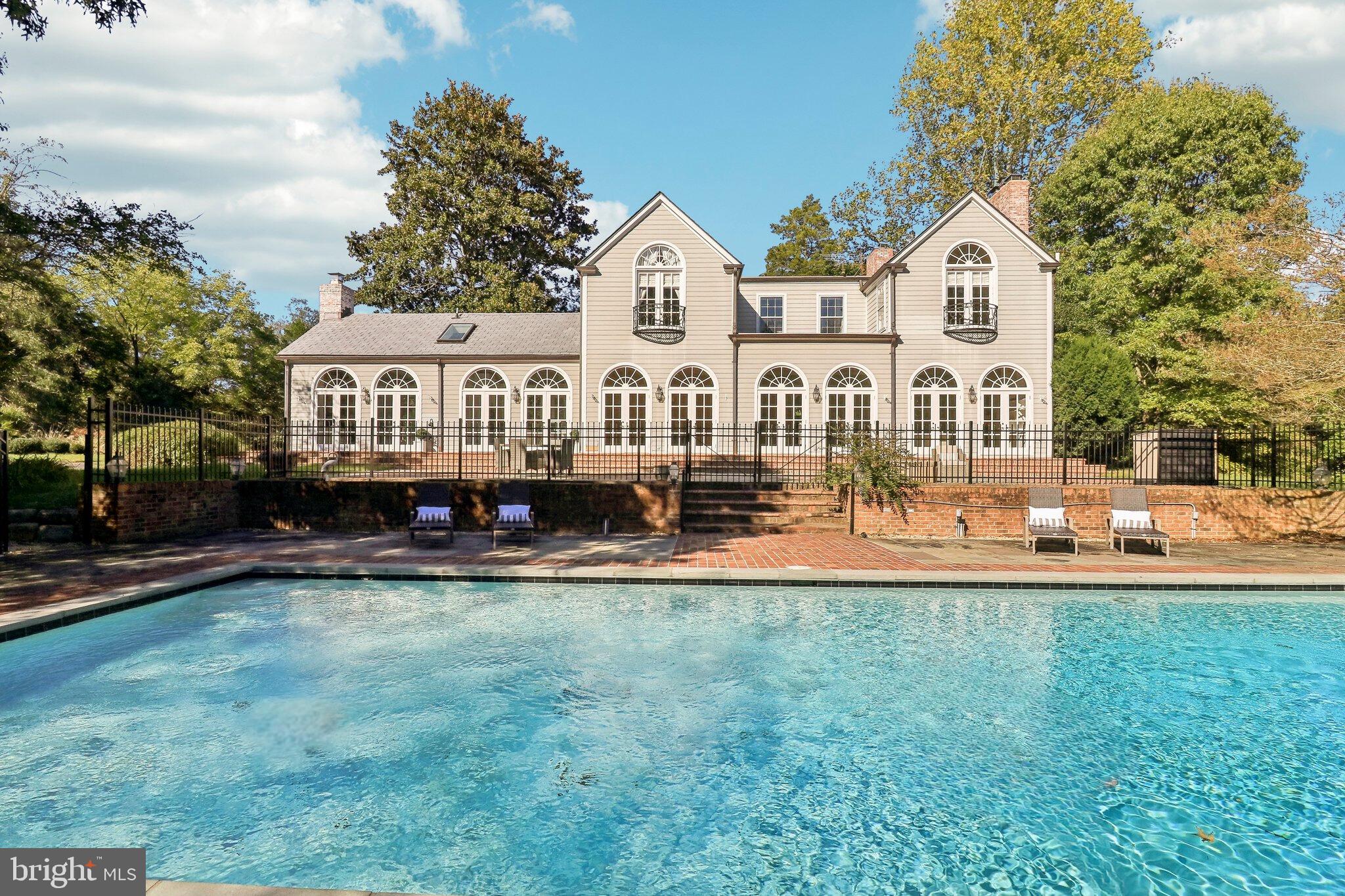 SPRINGFIELD FARMS - Residential