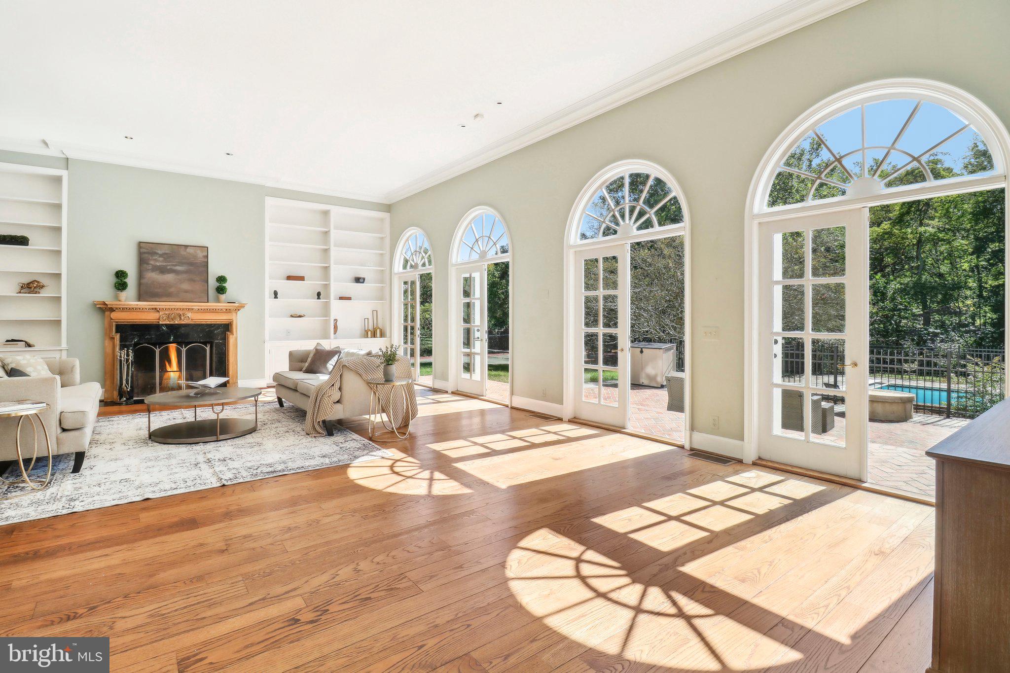 SPRINGFIELD FARMS - Residential