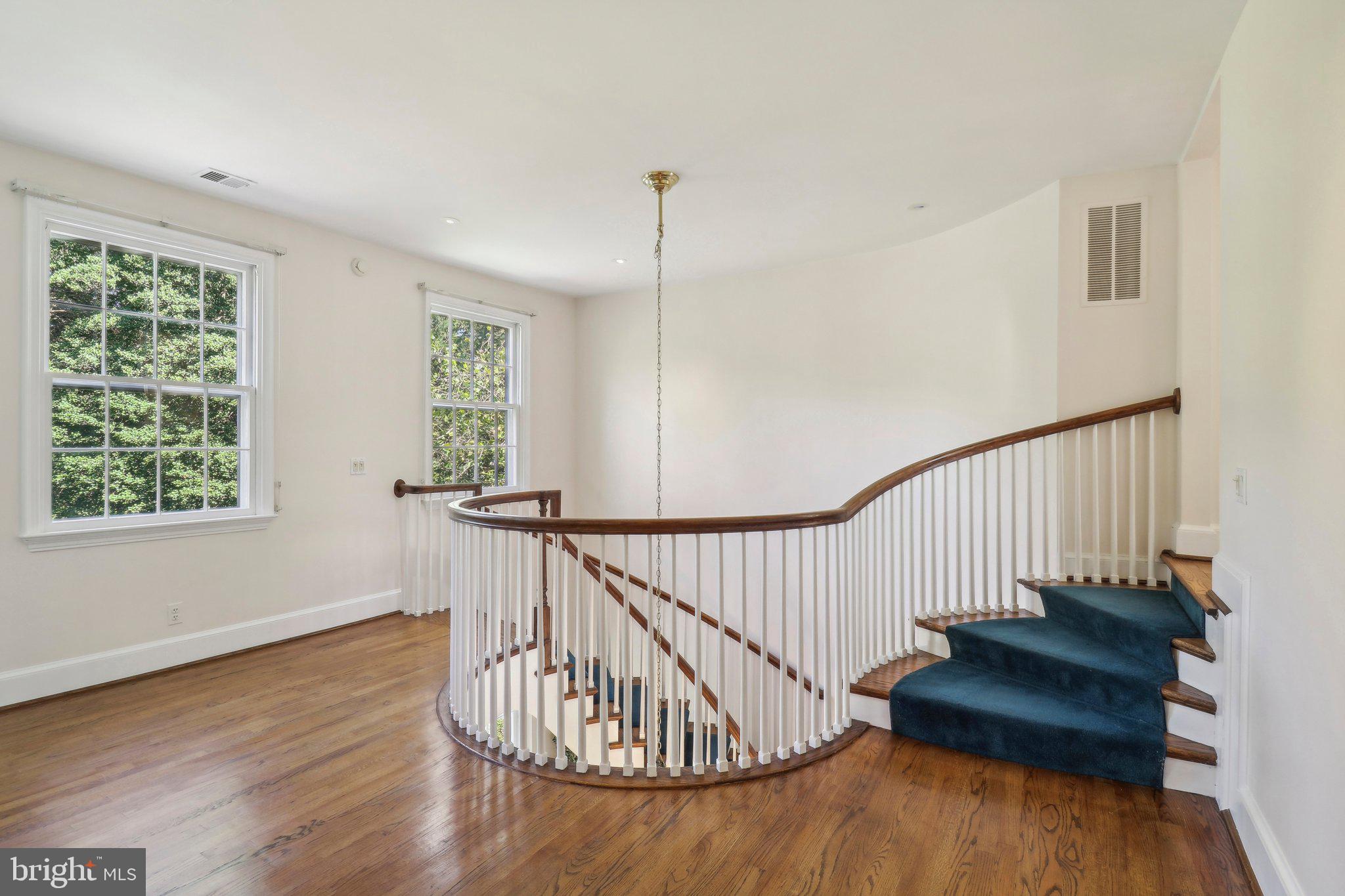 SPRINGFIELD FARMS - Residential