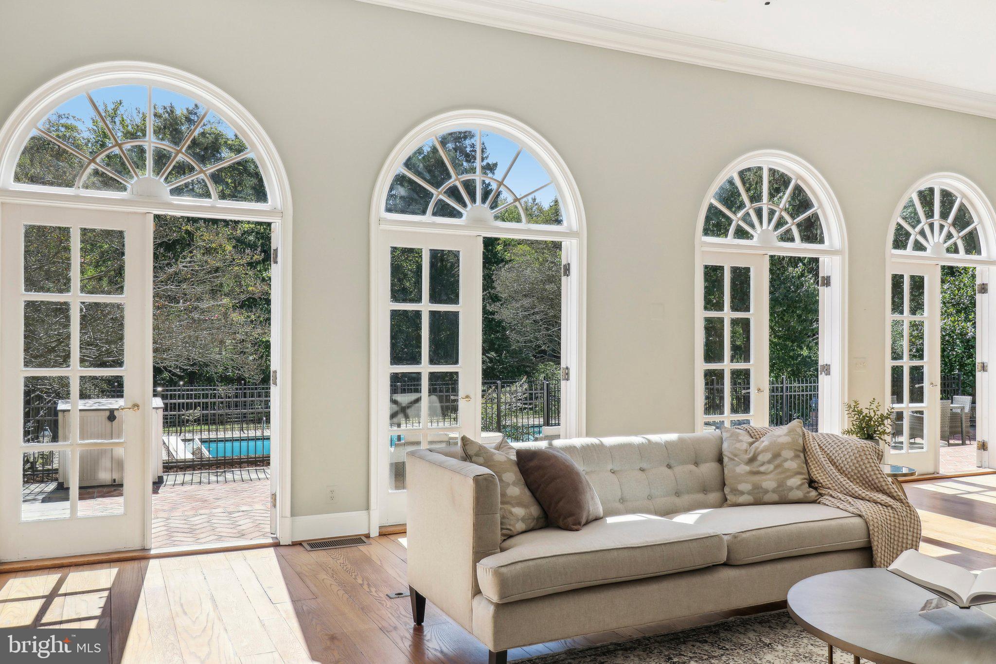 SPRINGFIELD FARMS - Residential