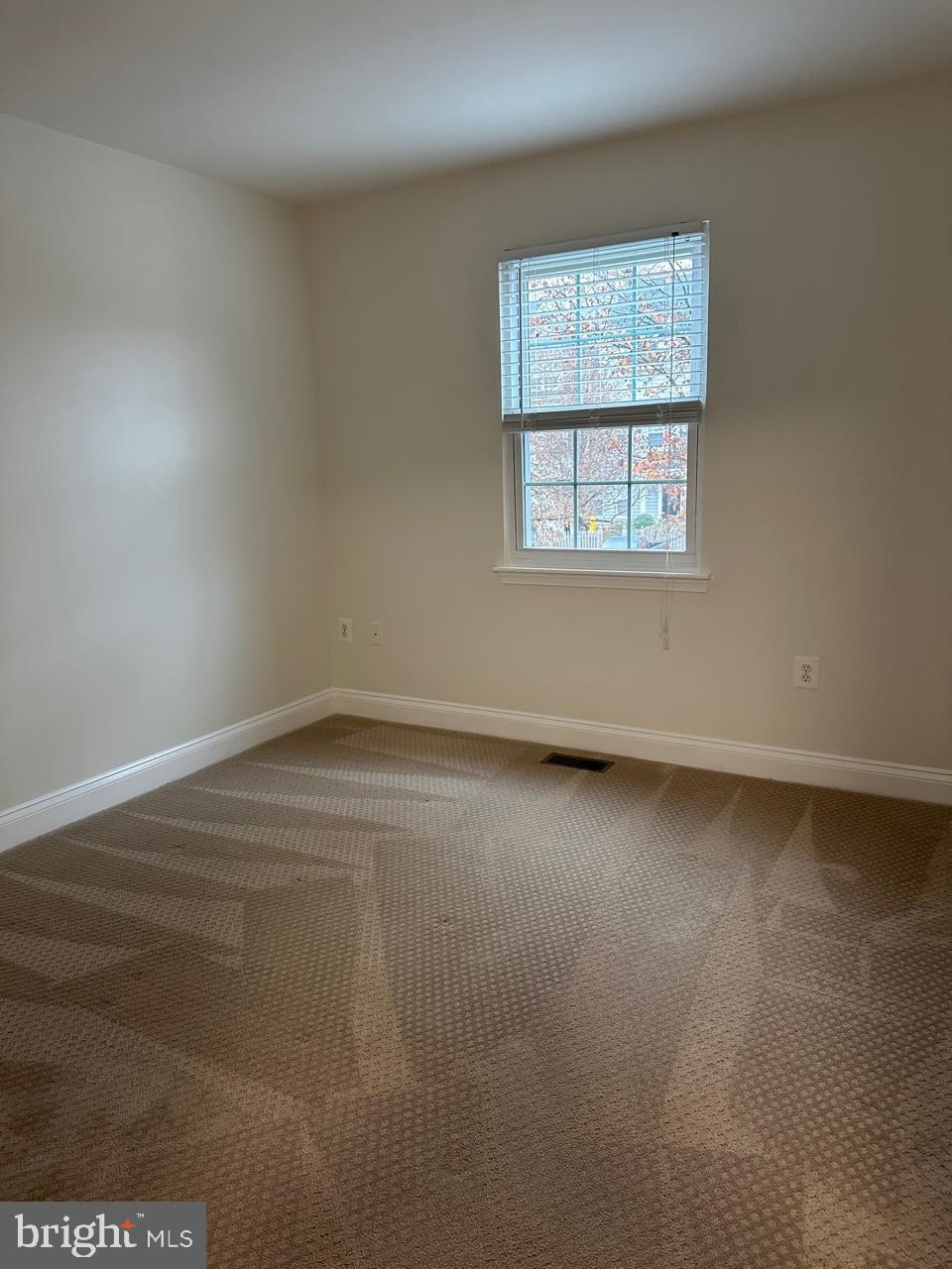 PINEY ORCHARD - Residential Lease