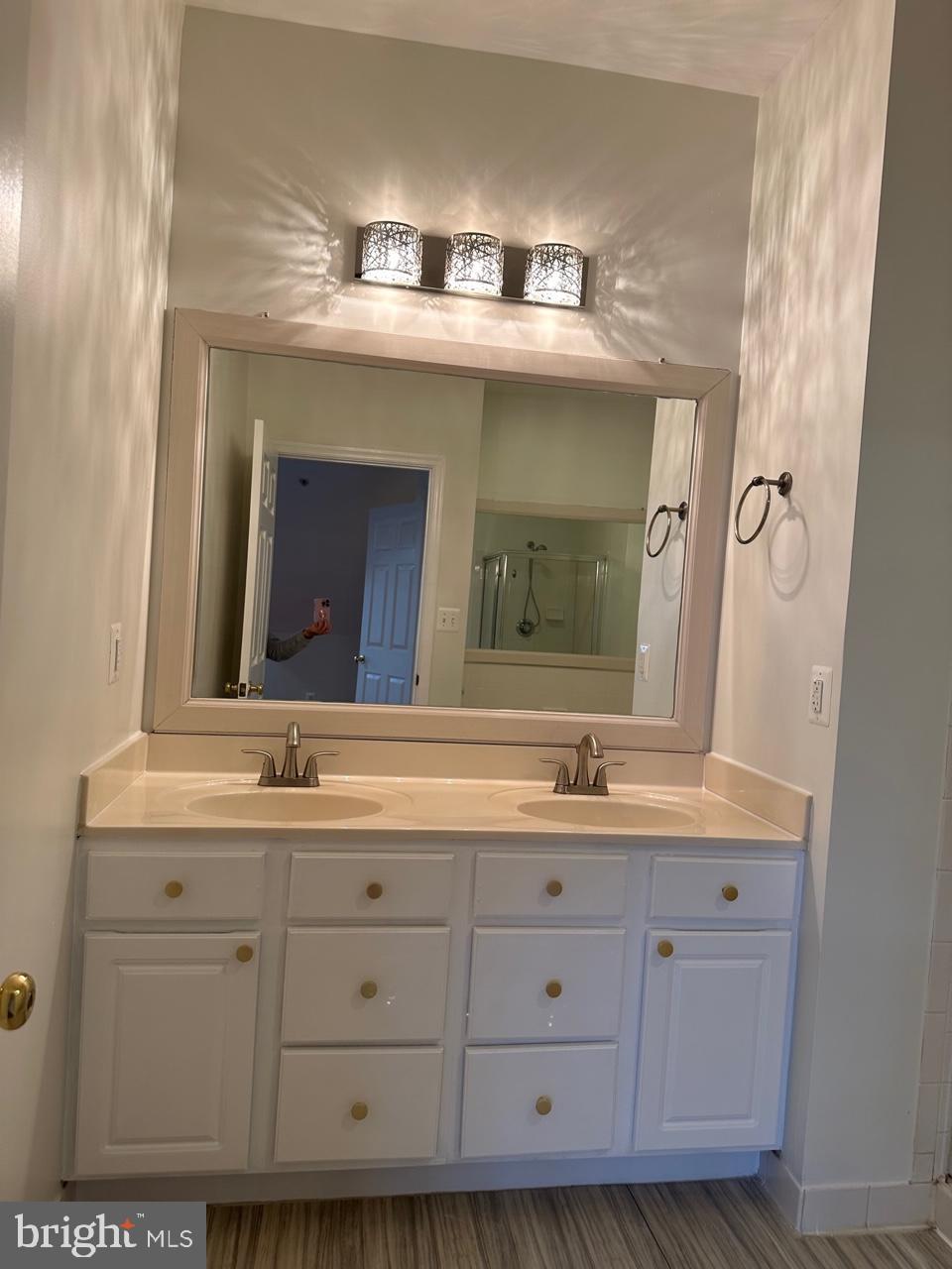 PINEY ORCHARD - Residential Lease