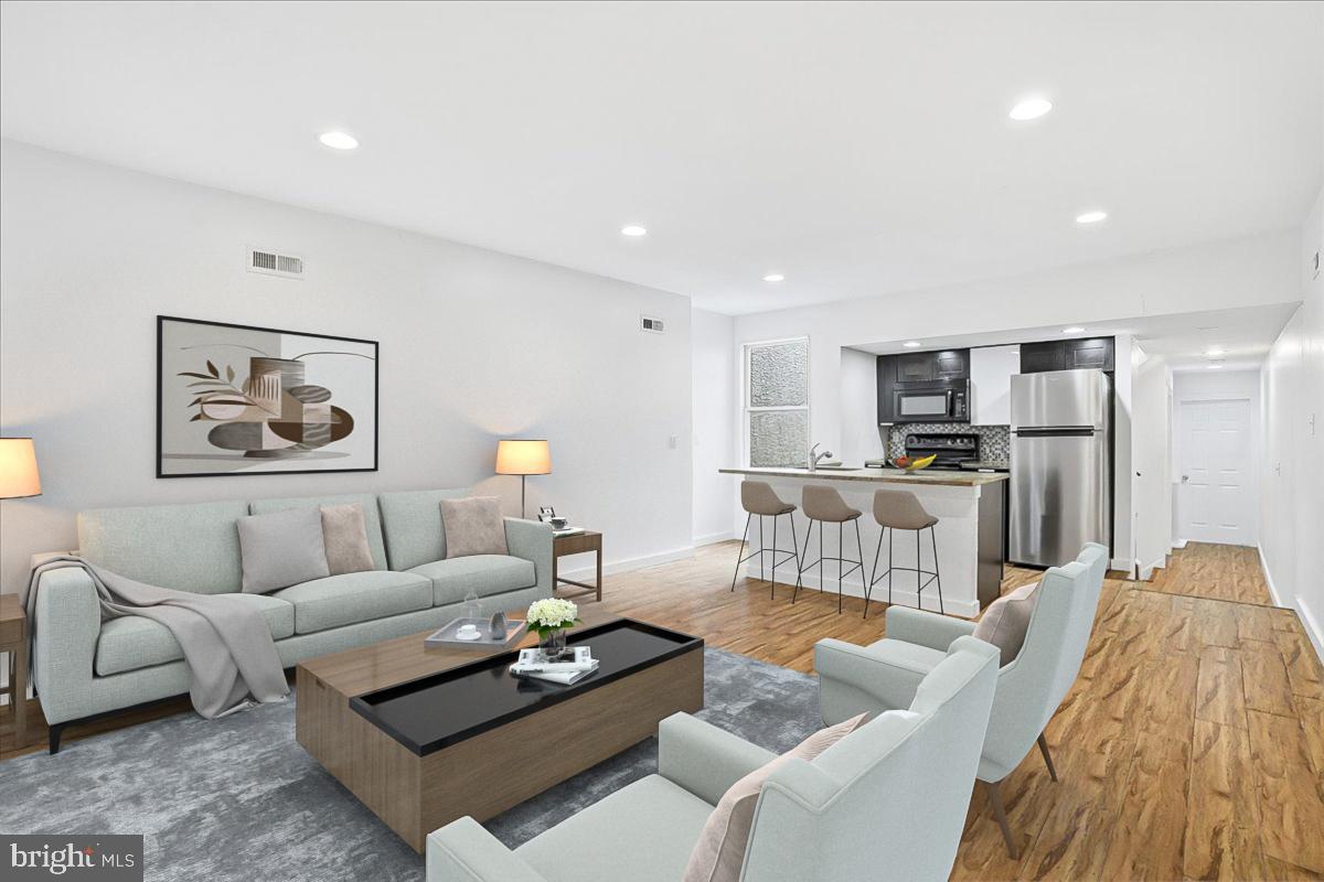 YORKTOWN - Residential Income