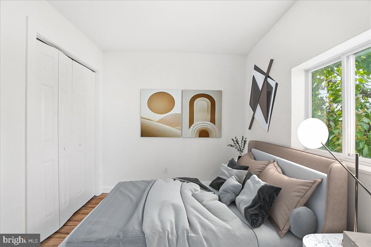 YORKTOWN - Residential Income