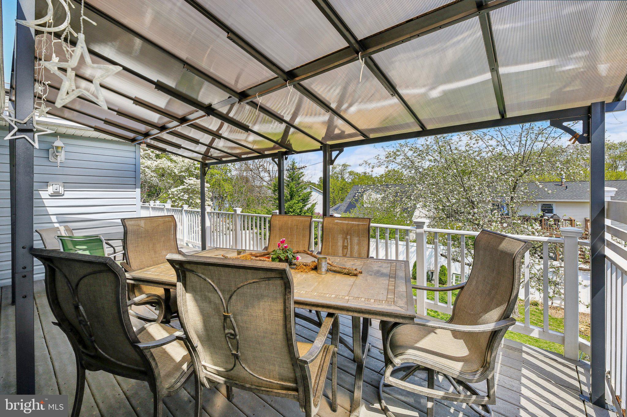 THE PROVINCES - Residential