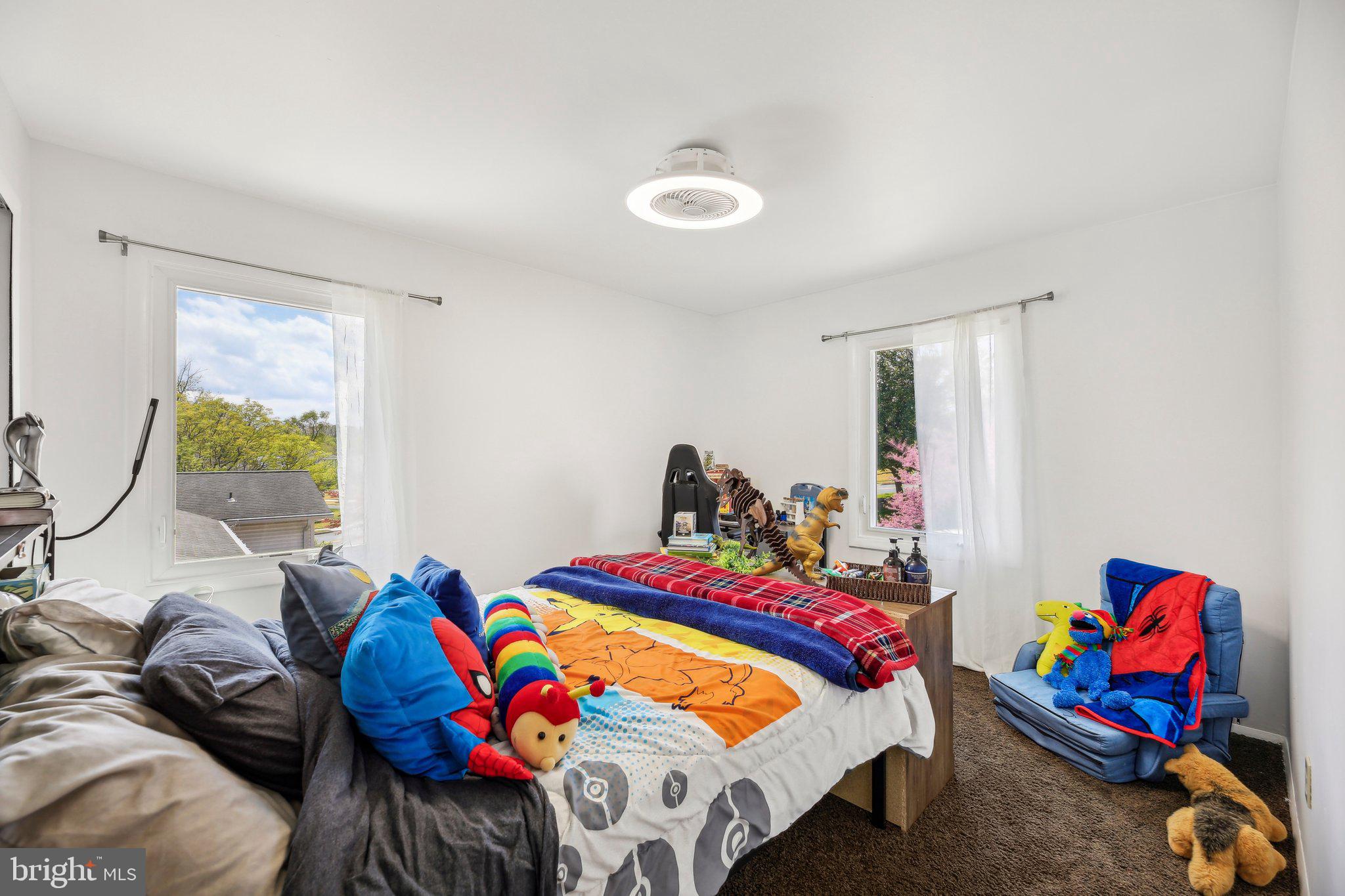 THE PROVINCES - Residential