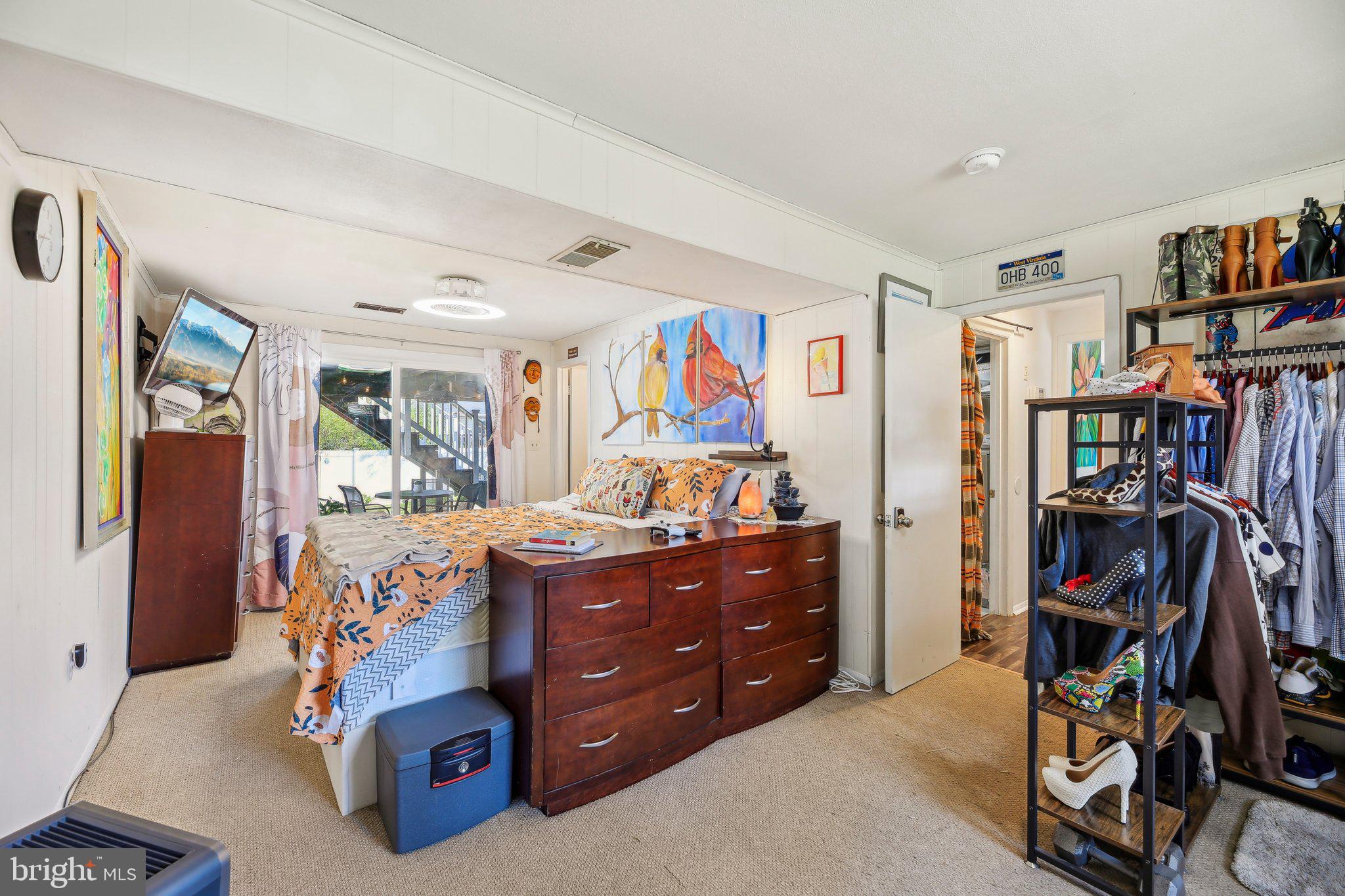 THE PROVINCES - Residential