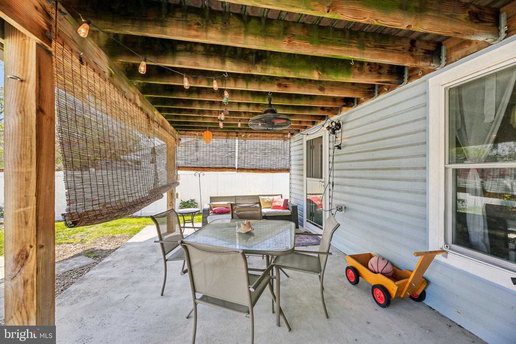 THE PROVINCES - Residential