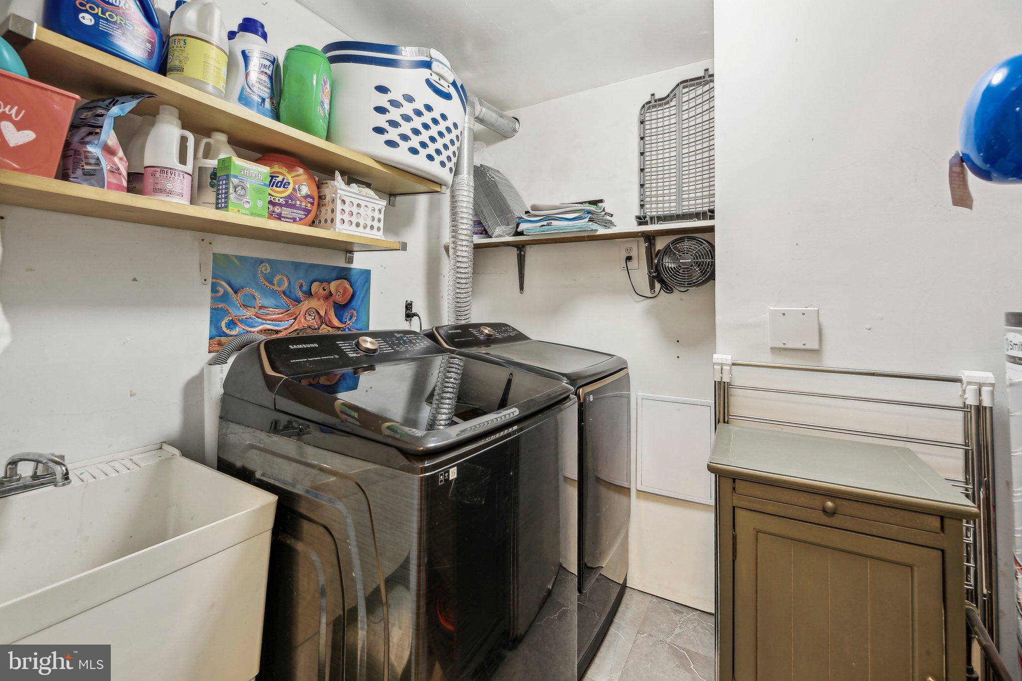 THE PROVINCES - Residential