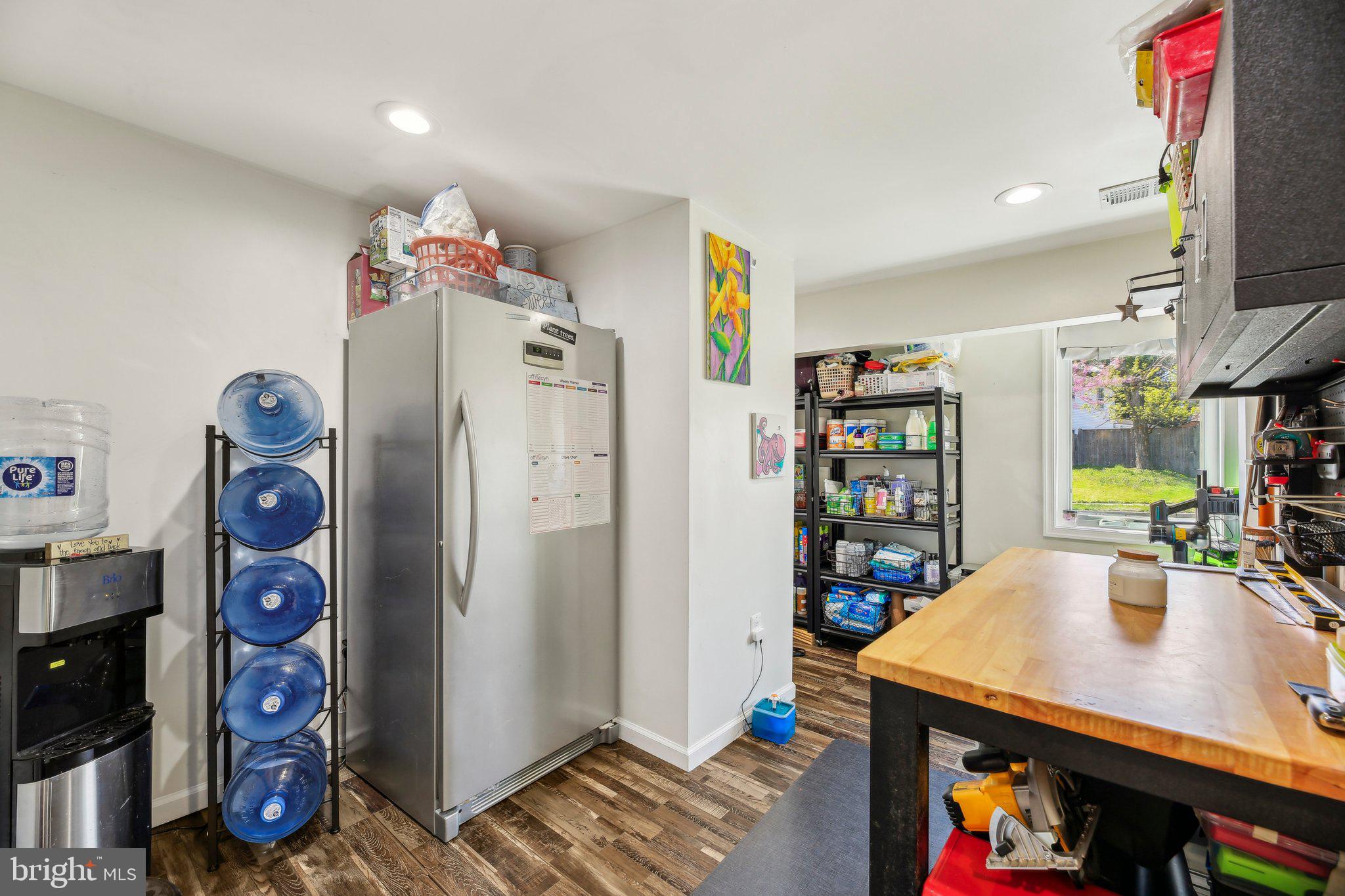 THE PROVINCES - Residential