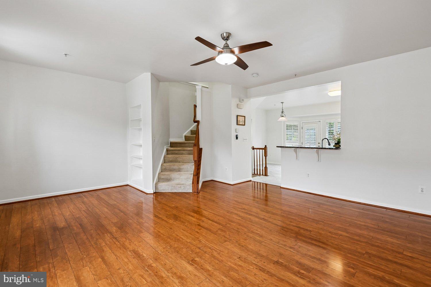 9457 BIRDHOUSE CIRCLE 40