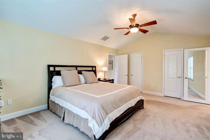 FAIRFAX CENTER LANDBAY - Residential Lease