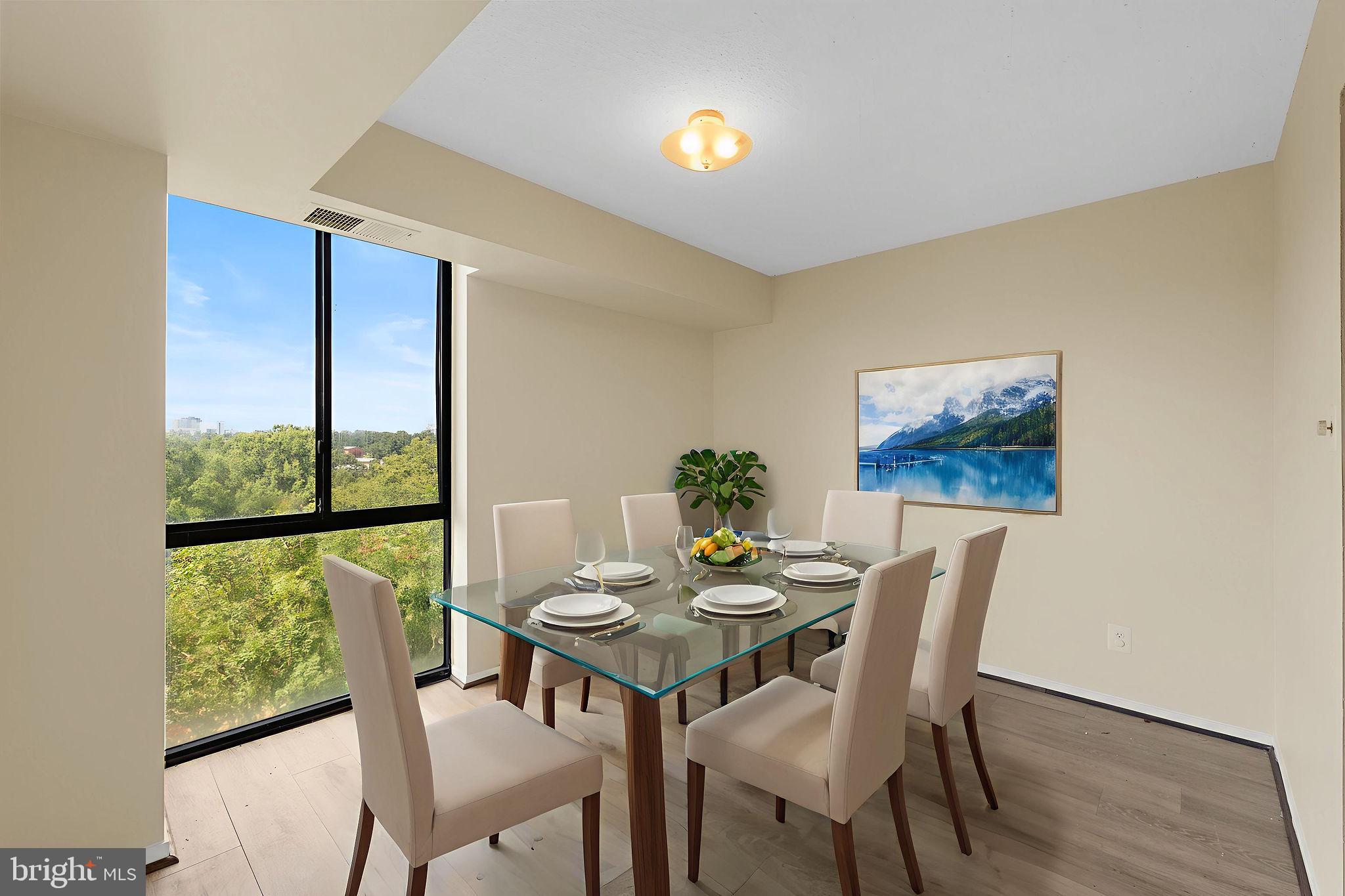 IDYLWOOD TOWERS CONDO - Residential