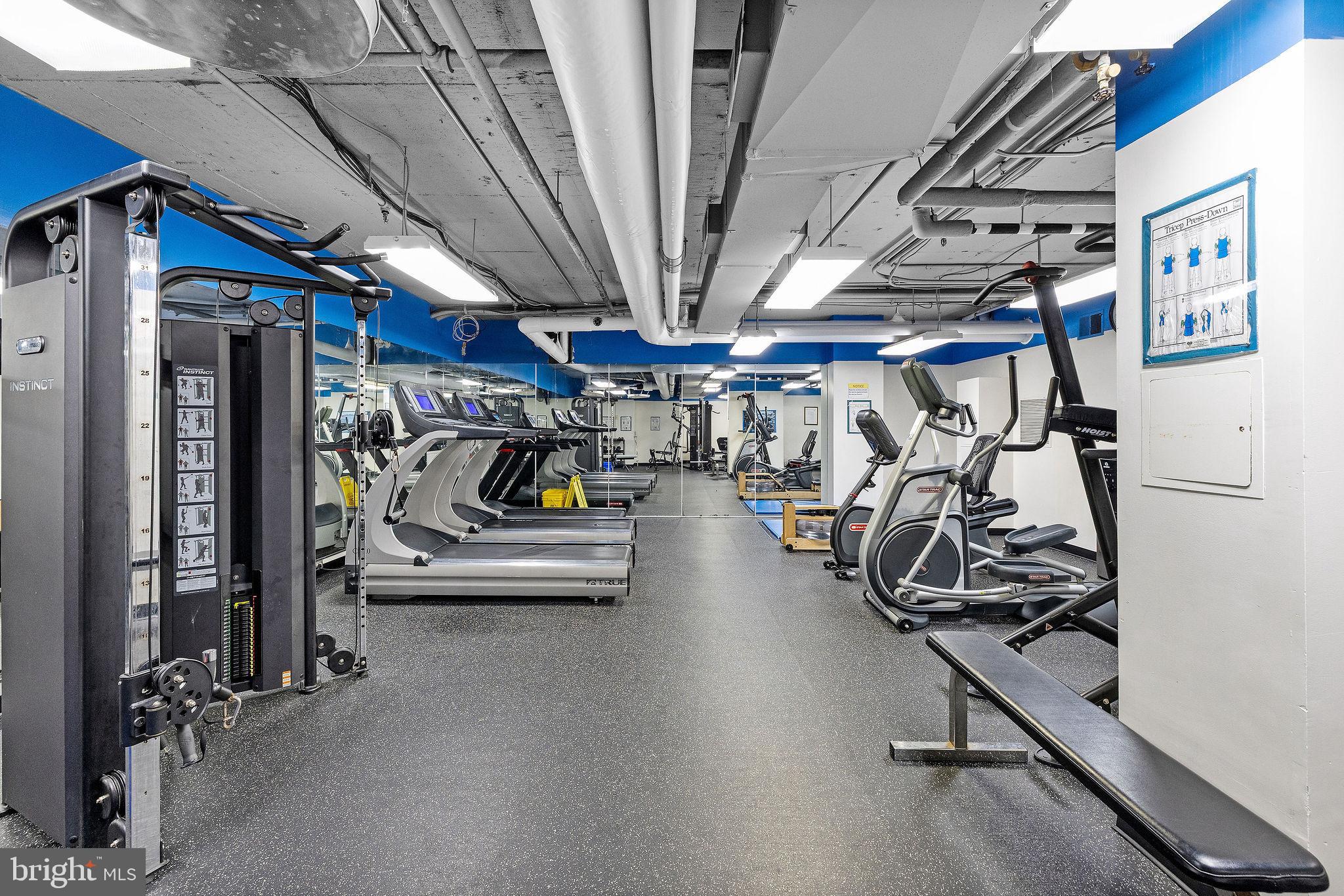 IDYLWOOD TOWERS CONDO - Residential