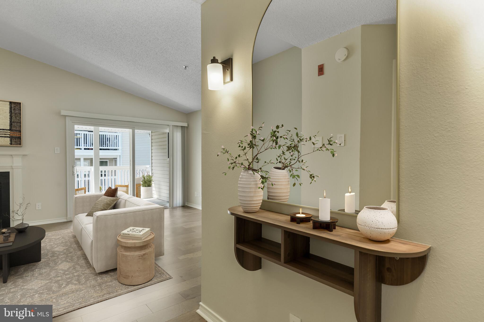 1524 LINCOLN WAY 406