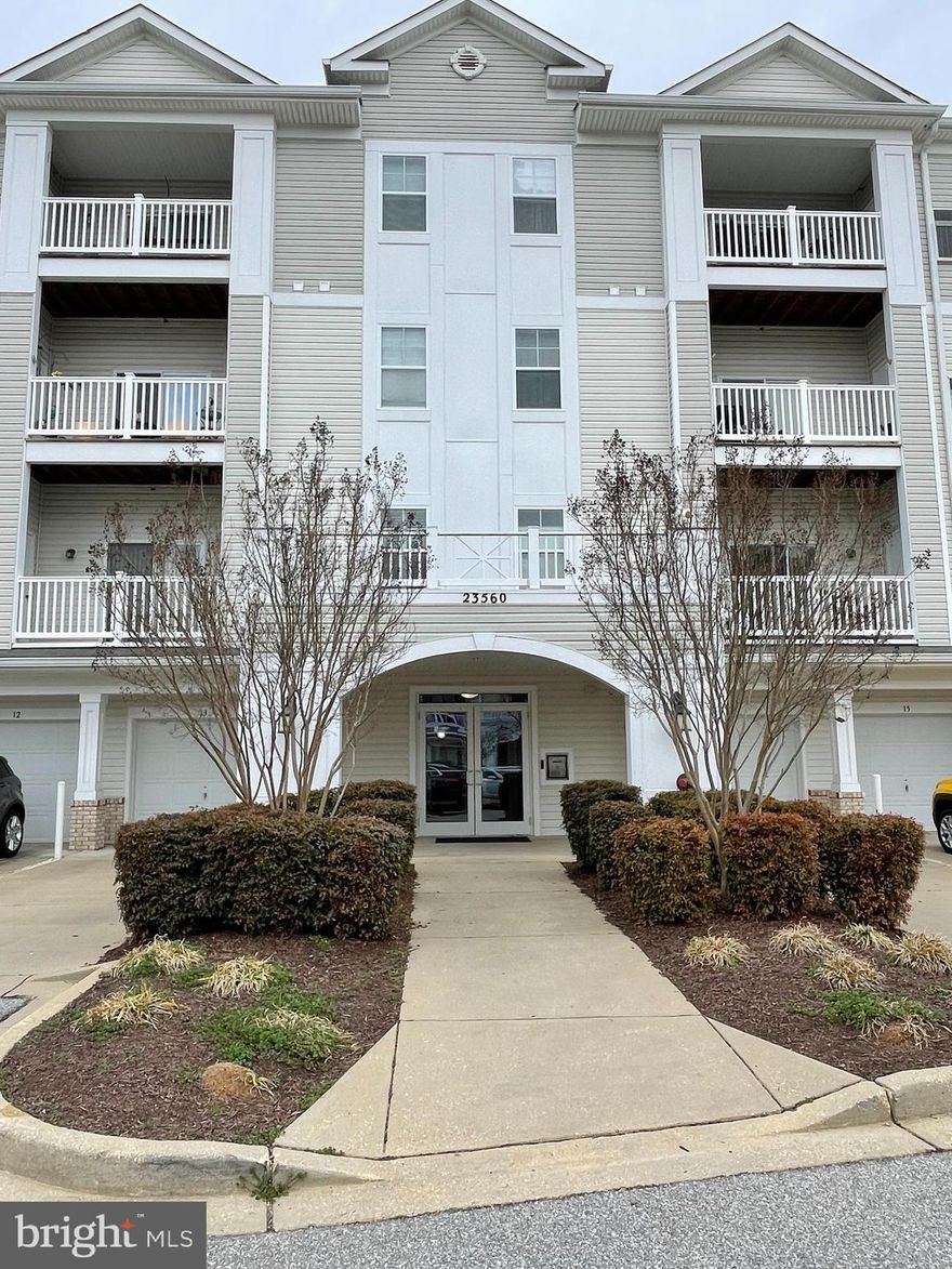 Easy living in this beautiful  open concept condominium with a  one car garage.   Freshly painted, nicely upgraded and lots of  natural light!   Additional features include upgraded lighting,  expansive breakfast bar in a functional kitchen, separate dining space,   walk-in closet & double vanity  in primary bedroom suite, another additional spacious bedroom and another full bathroom.  Convenient laundry room  with  in-unit washer/dryer.  Rent includes water, sewer, trash, and use of clubhouse, with fitness center. The community is conveniently located close to shopping, dining, movie theater,