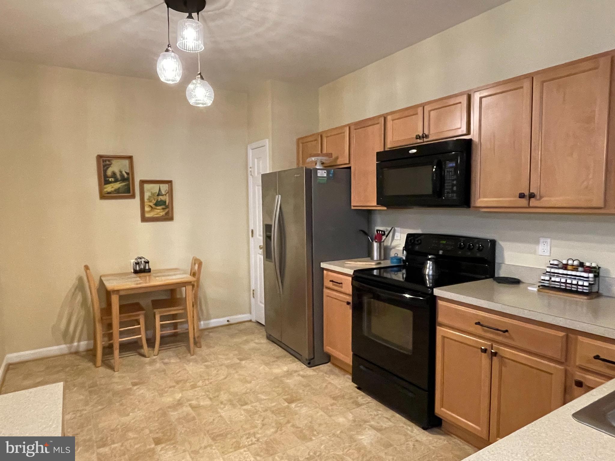 RESIDENCES AT WILDEWOOD - Residential Lease