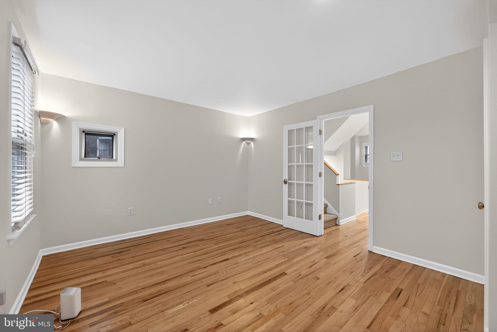 GRADUATE HOSPITAL - Residential