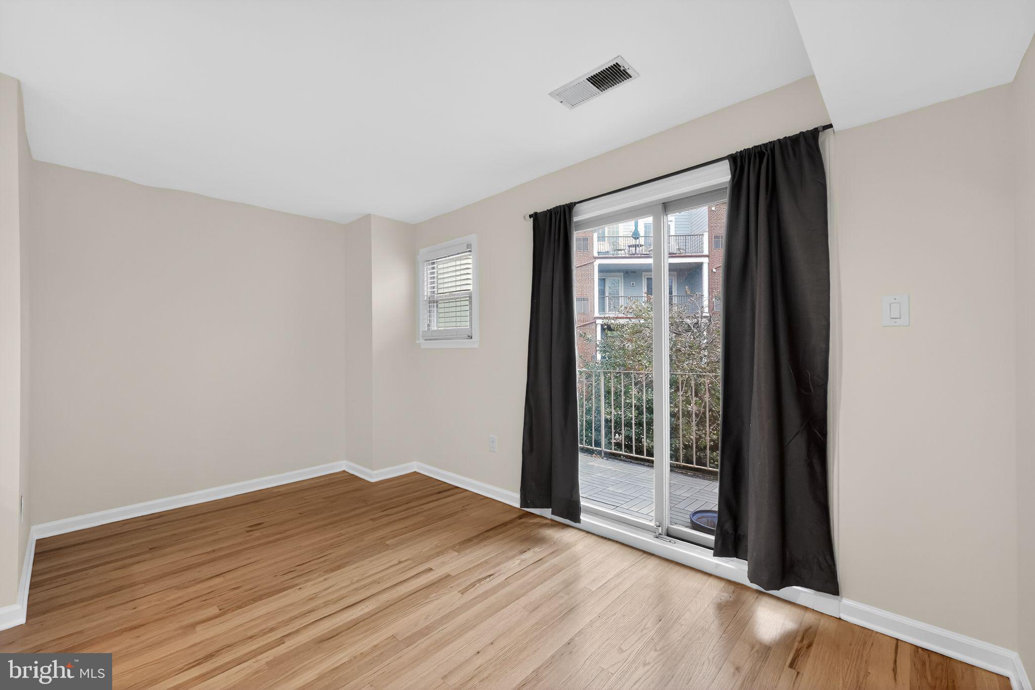 GRADUATE HOSPITAL - Residential