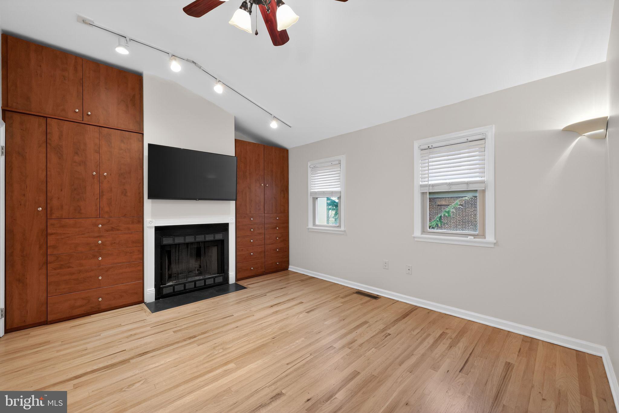 GRADUATE HOSPITAL - Residential